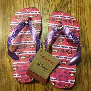 Pink Disney flip flops